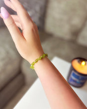 Load image into Gallery viewer, Peridot Crystal Chip Bracelet
